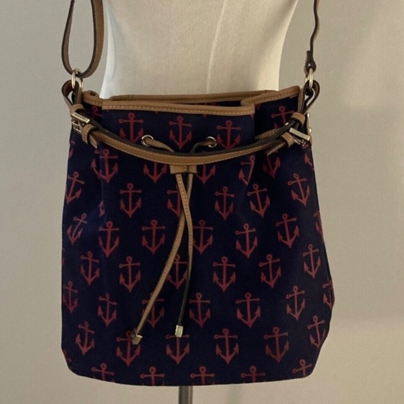 Beautiful Bucket bag for sale - Picture 1 of 2